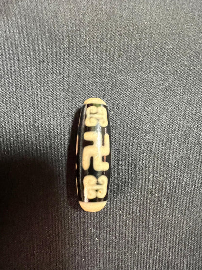Swastika Dzi